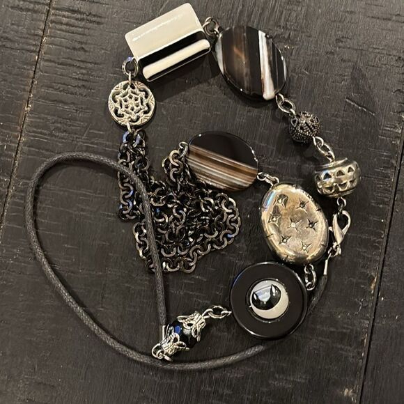 Long Beautiful Retro Beads Articulated Spinning Bead Rope Chain Necklace Unique